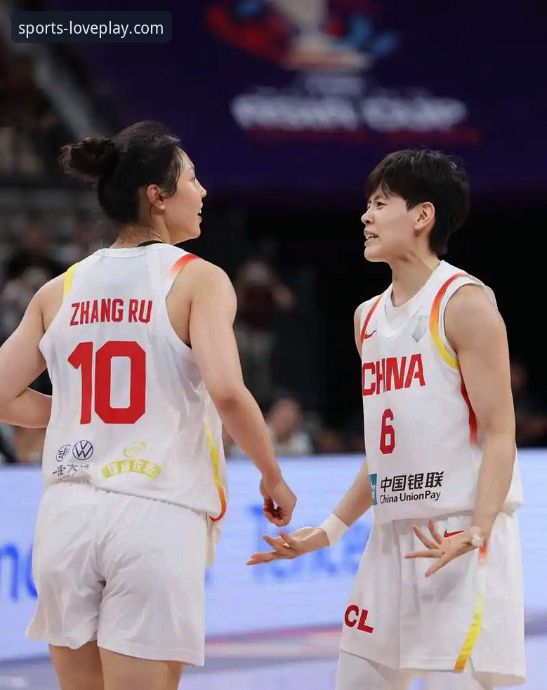 战术博弈与流畅体验：中国女篮变阵取胜 vs. 爱游戏平台一站式观赛